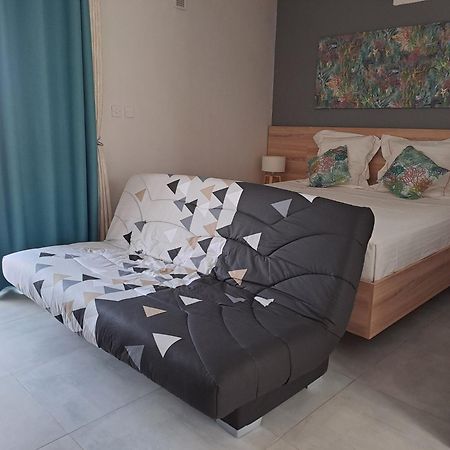 Apartamento Plein Soleil Grand Baie Exterior foto